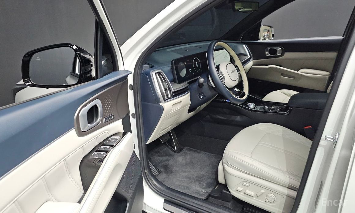 2024 Kia Sorento IV Рестайлинг HEV 1.6 2WD Gravity с пробегом 17 418 км
