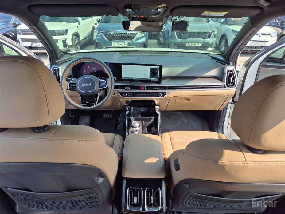 2024 Kia Sorento IV Рестайлинг HEV 1.6 2WD Noblesse с пробегом 9 108 км