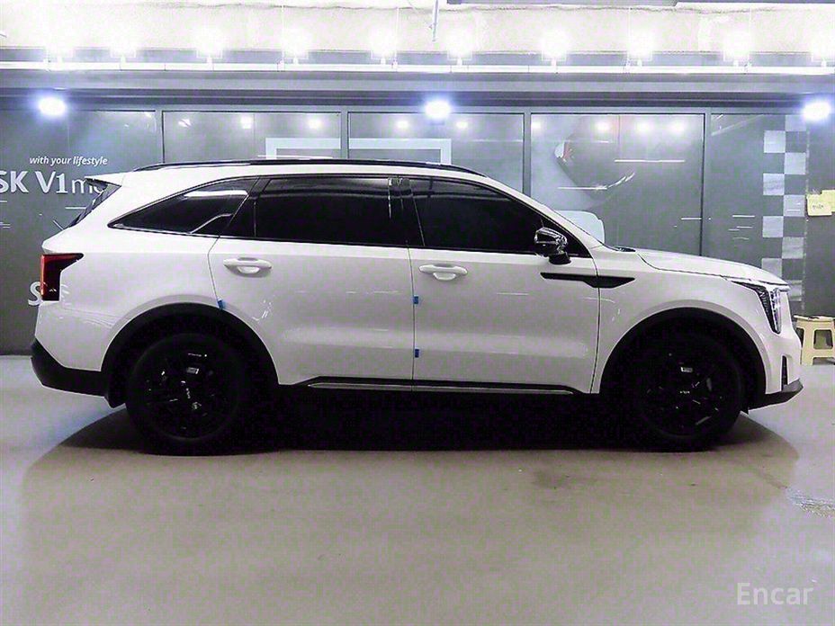 2023 Kia Sorento IV Рестайлинг HEV 1.6 2WD Gravity с пробегом 15 271 км