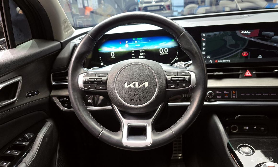 2021 Kia Sportage V Signature 2WD с пробегом 34 880 км