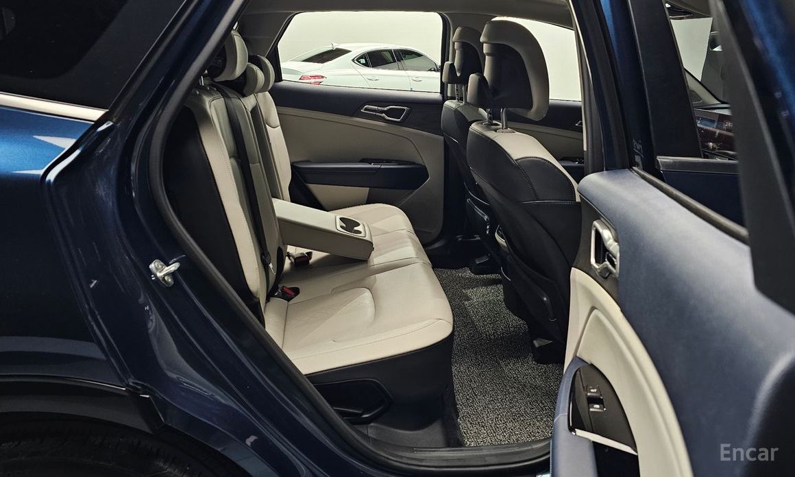 2022 Kia Sportage V Signature 2WD с пробегом 43 795 км