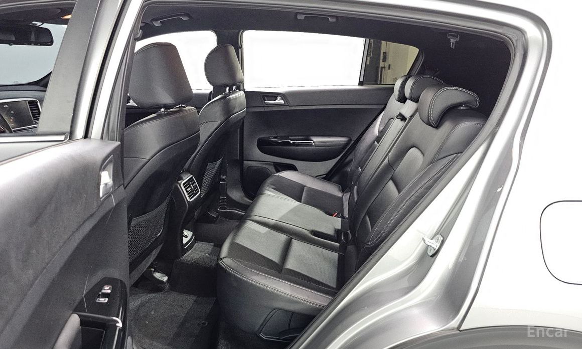 2021 Kia Sportage IV Рестайлинг Diesel 1.6 4WD Signature Gravity с пробегом 60 706 км