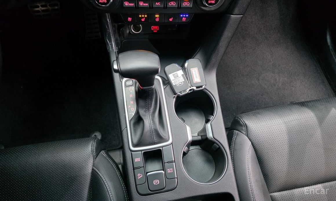 2021 Kia Sportage IV Рестайлинг Diesel 2.0 2WD Prestige с пробегом 30 771 км
