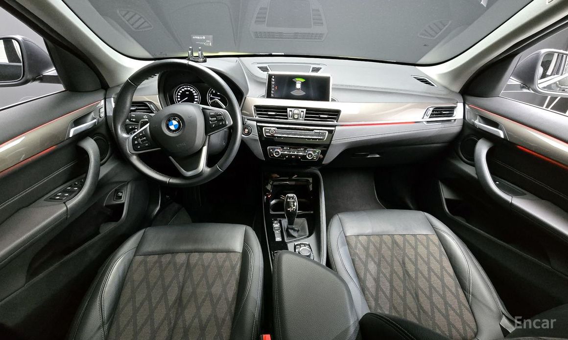 2021 BMW X1 II (F48) Рестайлинг xDrive 20i xLine с пробегом 68 077 км