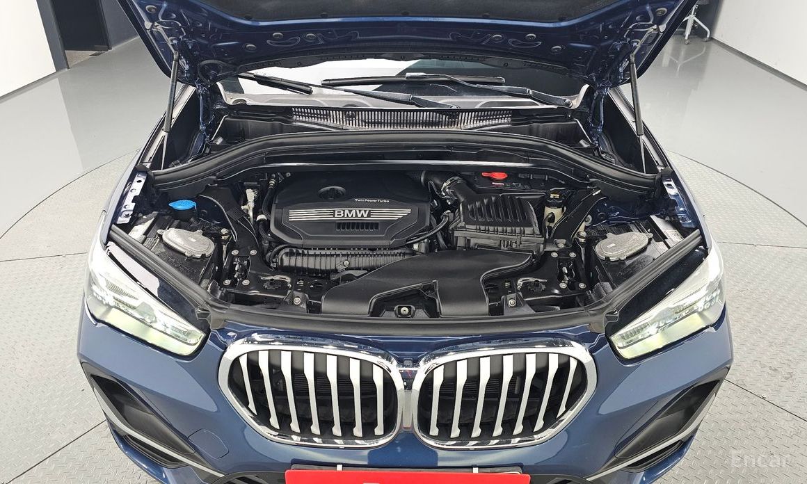2021 BMW X1 II (F48) Рестайлинг xDrive 20i xLine с пробегом 77 528 км
