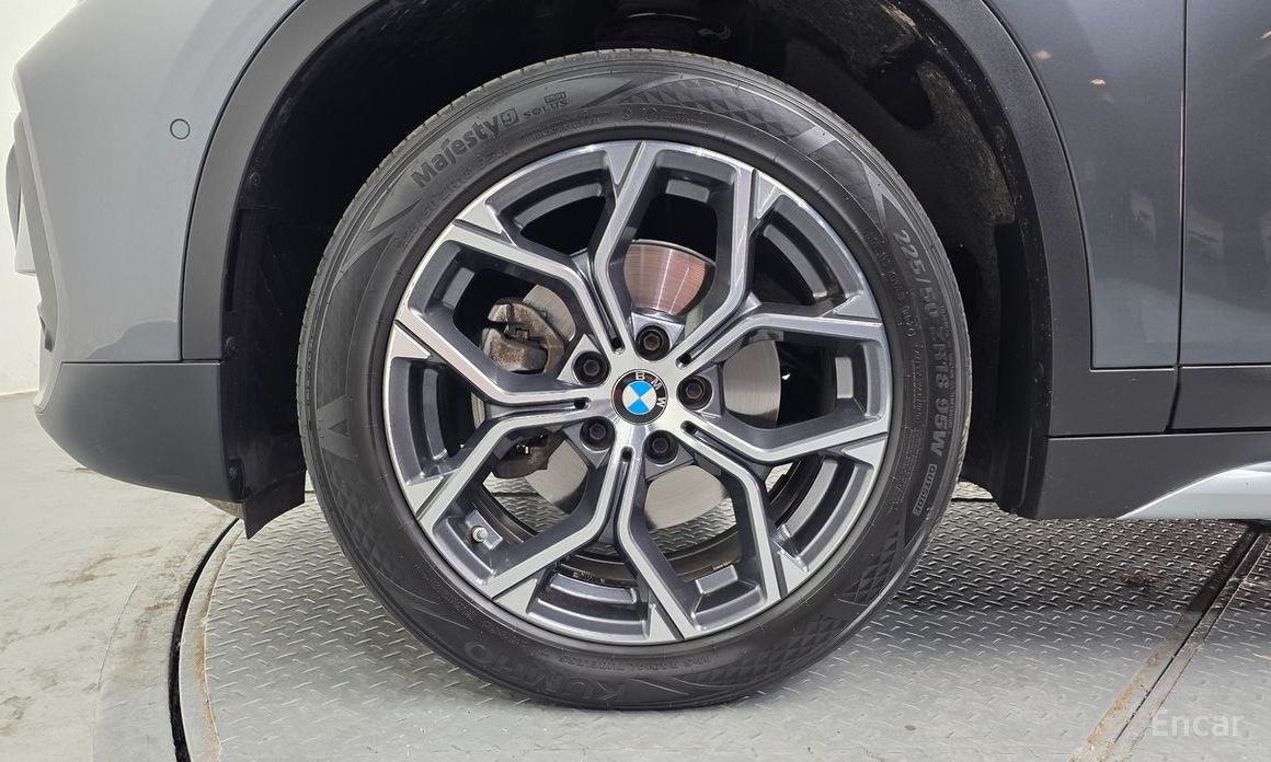 2021 BMW X1 II (F48) Рестайлинг xDrive 18d xLine с пробегом 113 475 км