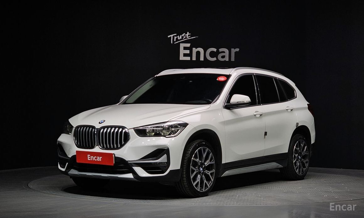 2022 BMW X1 II (F48) Рестайлинг xDrive 20i xLine с пробегом 82 151 км