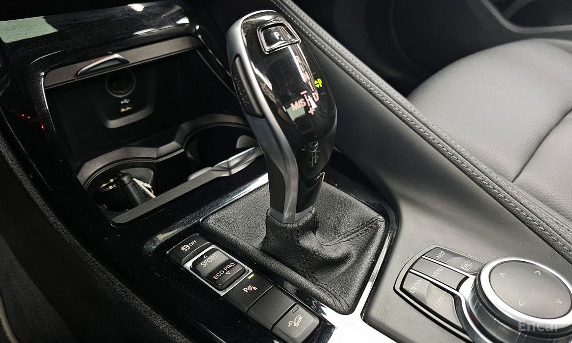 2022 BMW X1 II (F48) Рестайлинг xDrive 20i xLine с пробегом 82 151 км