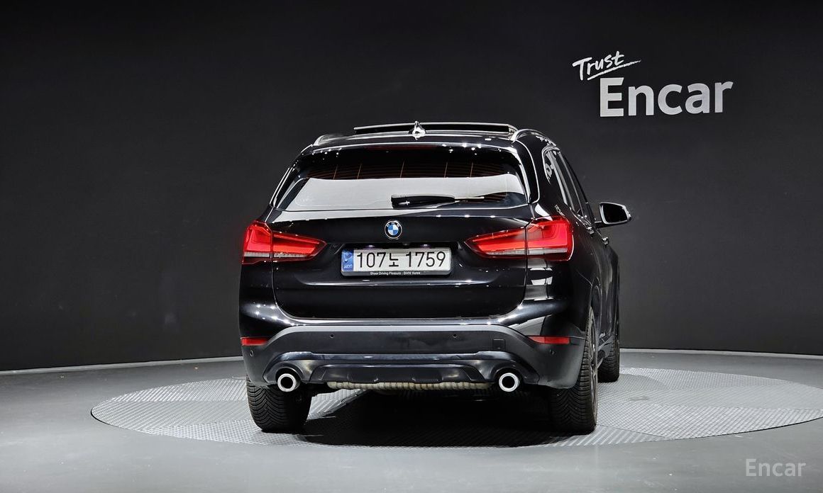 2021 BMW X1 II (F48) Рестайлинг xDrive 20i xLine с пробегом 47 195 км
