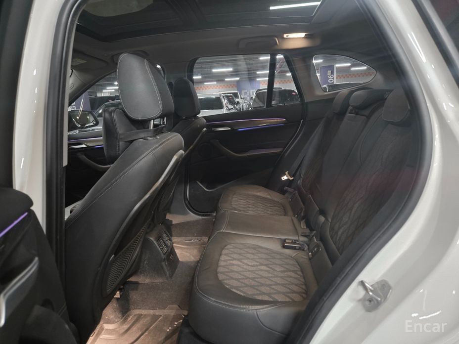 2021 BMW X1 II (F48) Рестайлинг xDrive 20i xLine с пробегом 116 012 км