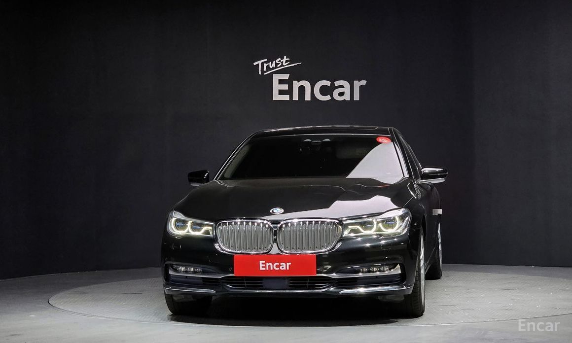 2016 BMW 7 серии VI (G11/G12) Рестайлинг 740Li xDrive с пробегом 147 111 км