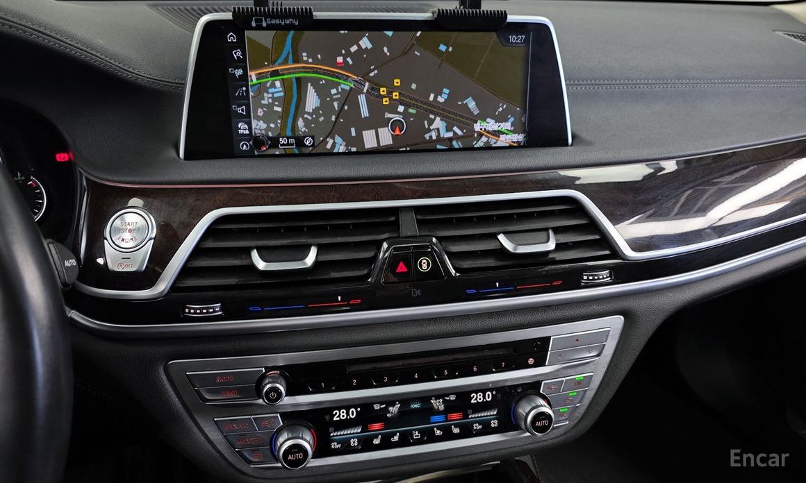 2016 BMW 7 серии VI (G11/G12) Рестайлинг 740Li xDrive с пробегом 147 111 км