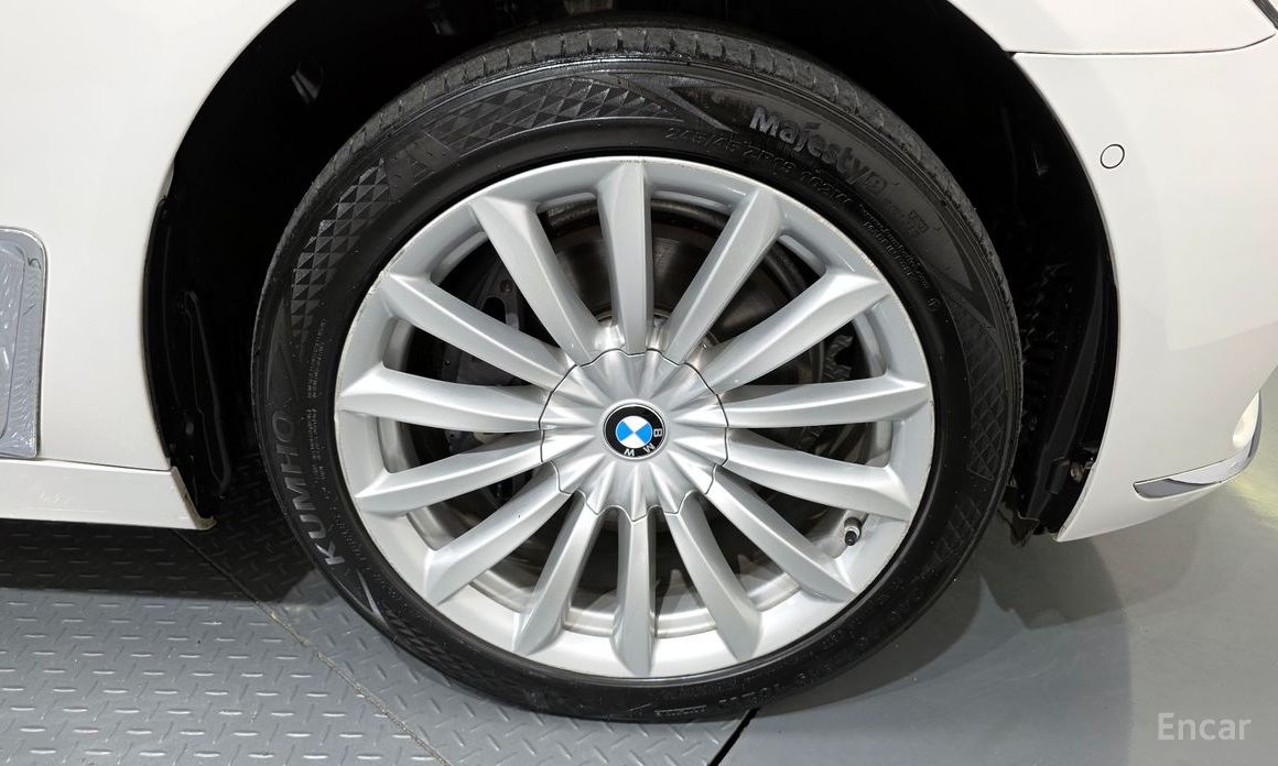 2016 BMW 7 серии VI (G11/G12) Рестайлинг 740Li xDrive с пробегом 145 384 км