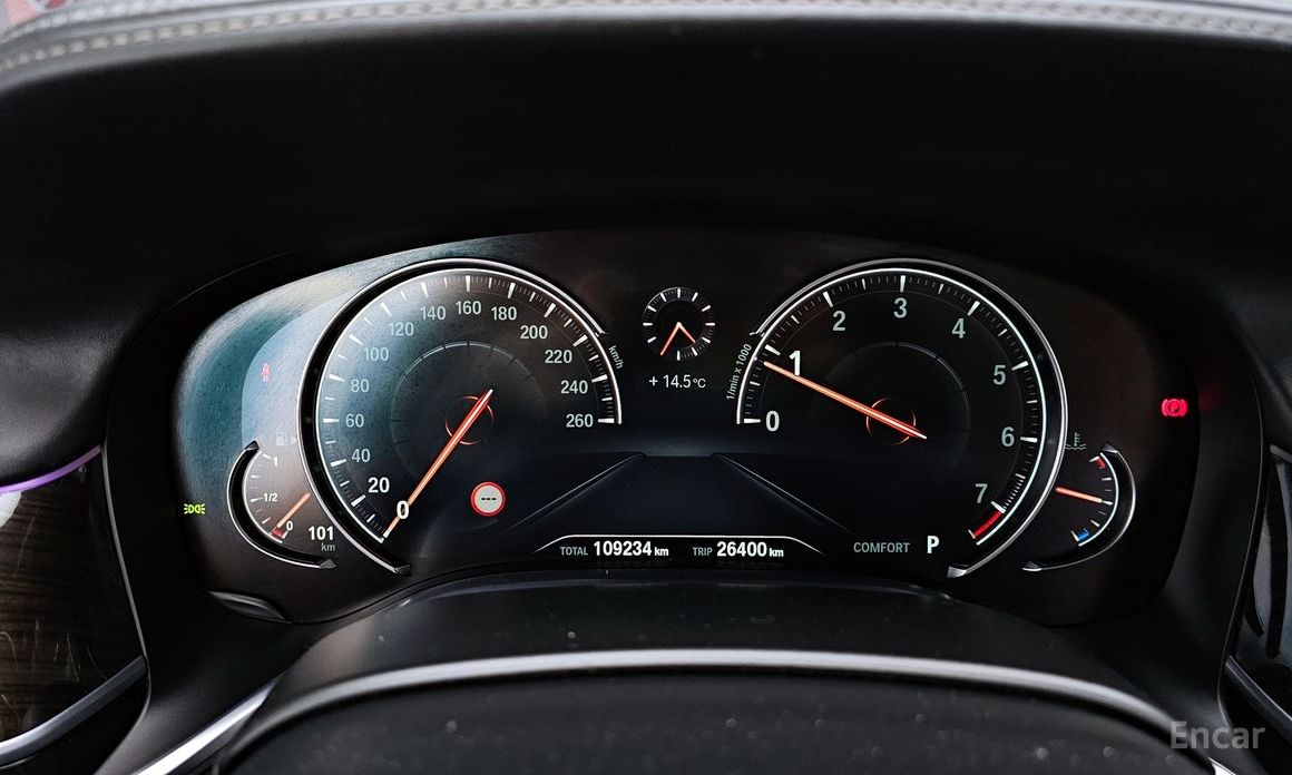 2015 BMW 7 серии VI (G11/G12) Рестайлинг 750Li xDrive Prestige с пробегом 109 234 км