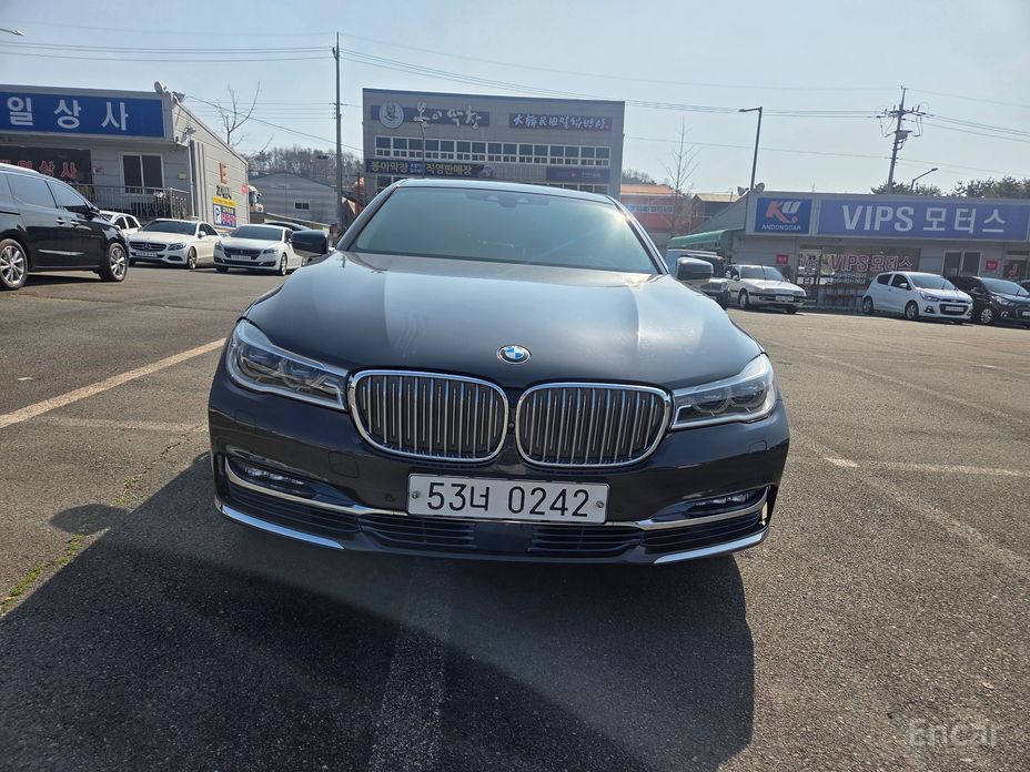 2016 BMW 7 серии VI (G11/G12) Рестайлинг 740Li xDrive с пробегом 136 088 км