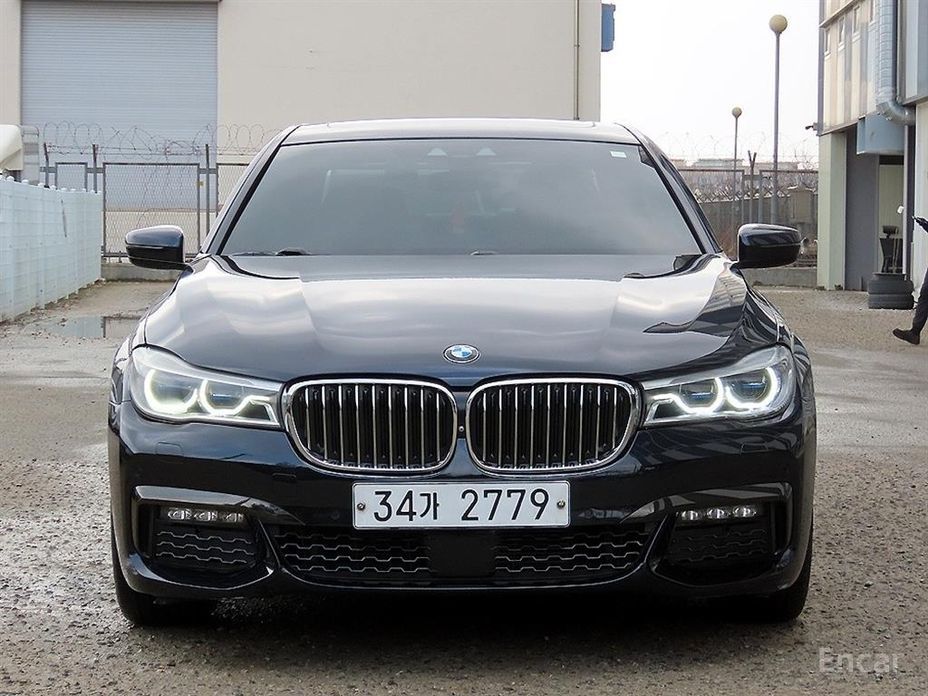 2017 BMW 7 серии VI (G11/G12) Рестайлинг 740d xDrive M Sport с пробегом 121 177 км