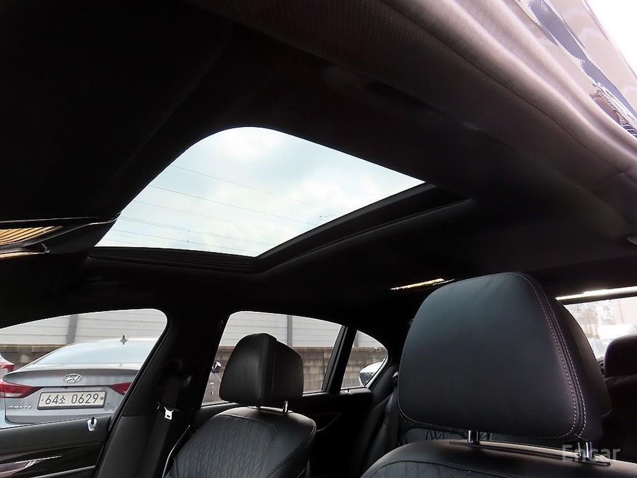 2017 BMW 7 серии VI (G11/G12) Рестайлинг 740d xDrive M Sport с пробегом 121 177 км