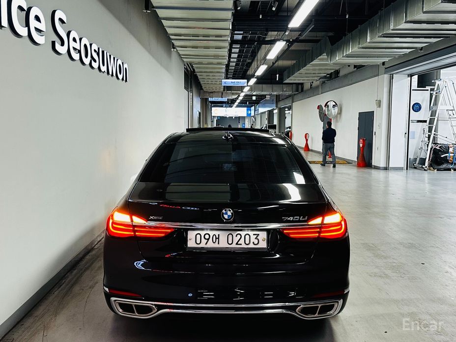 2016 BMW 7 серии VI (G11/G12) Рестайлинг 740Li xDrive с пробегом 131 795 км