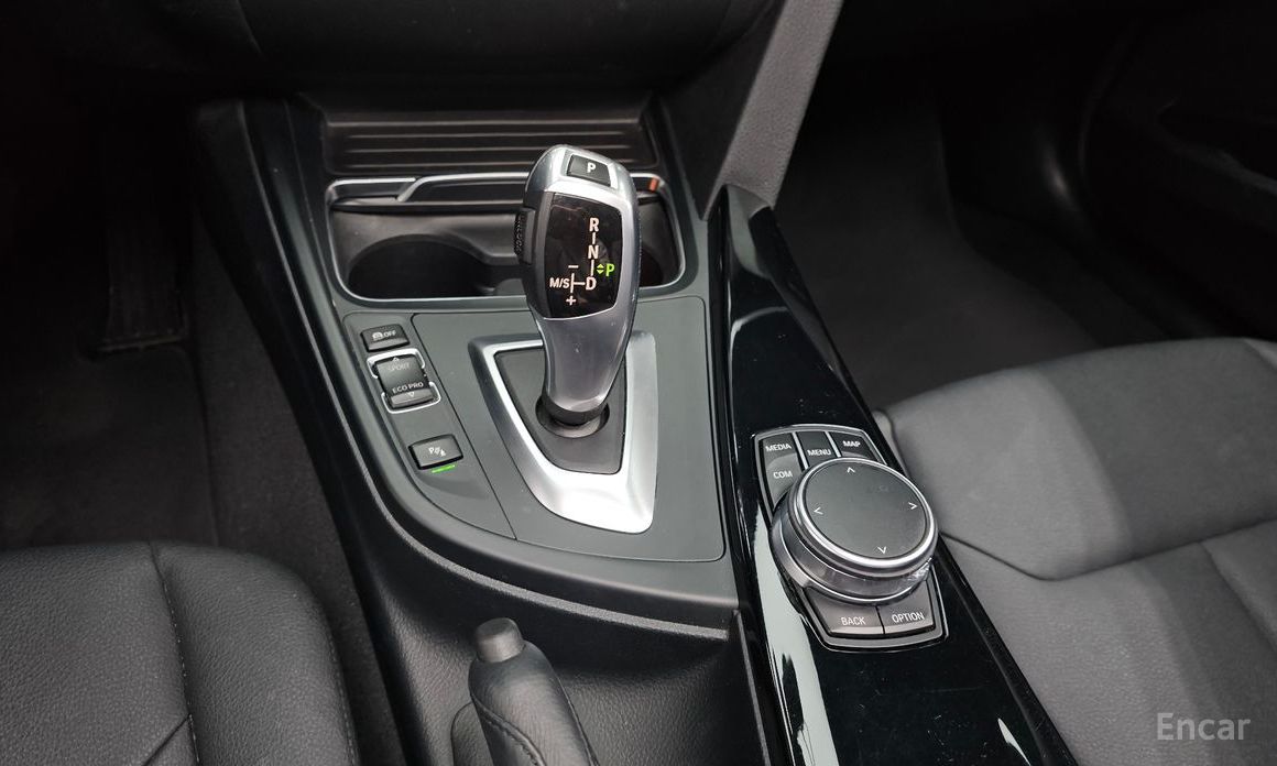 2017 BMW 3 серии VI (F3x) Рестайлинг 320d с пробегом 98 301 км