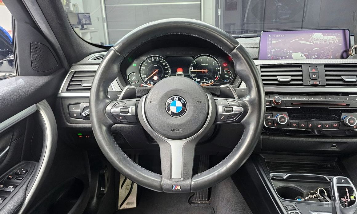 2018 BMW 3 серии VI (F3x) Рестайлинг 330i M Sport Shadow с пробегом 88 024 км