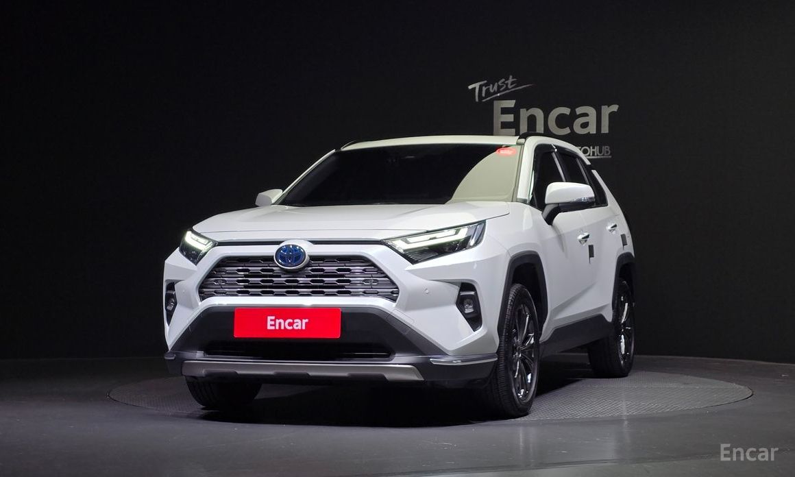 2023 Toyota RAV4 V (XA50) 2,5 4WD Hybrid LTD с пробегом 23 732 км