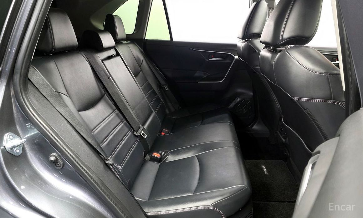 2020 Toyota RAV4 V (XA50) 2.5 2WD Hybrid с пробегом 52 901 км