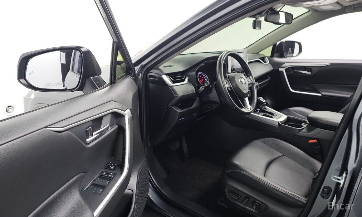 2020 Toyota RAV4 V (XA50) 2.5 2WD с пробегом 53 475 км