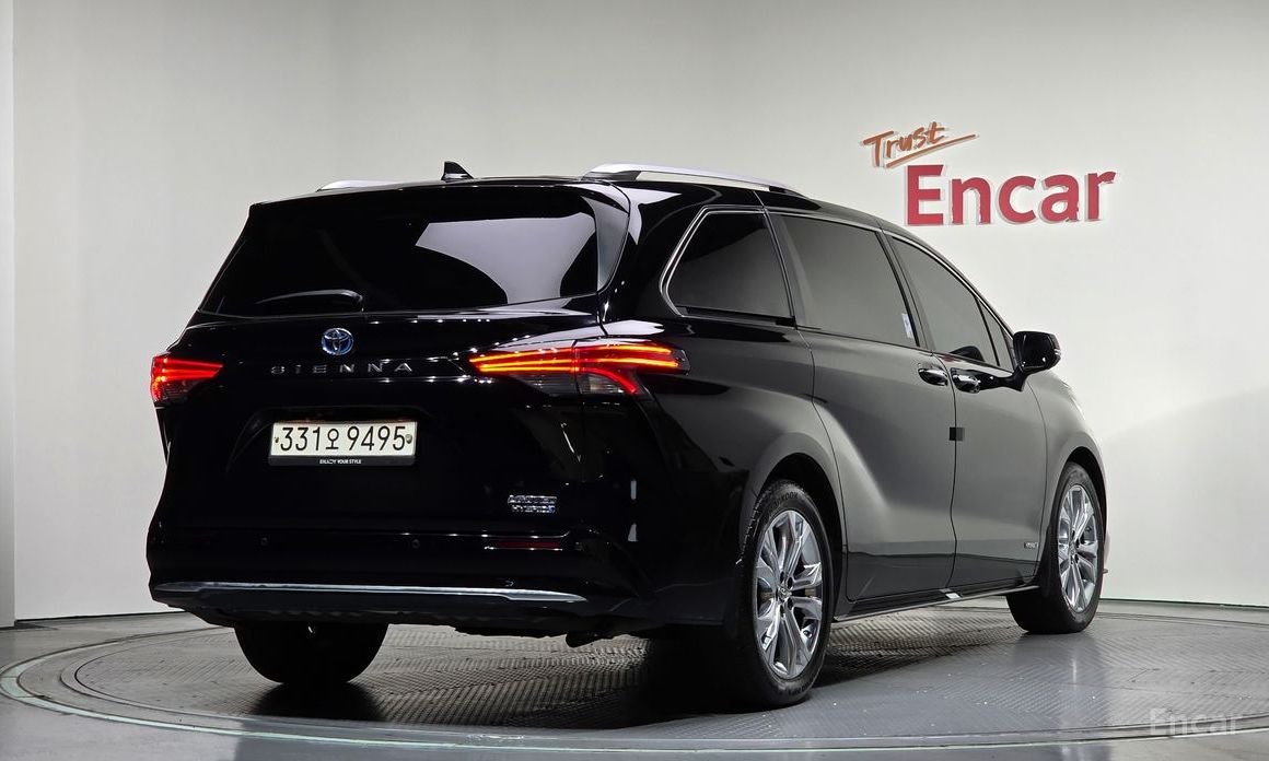 2021 Toyota Sienna IV 2.5 Hybrid 2WD с пробегом 85 720 км