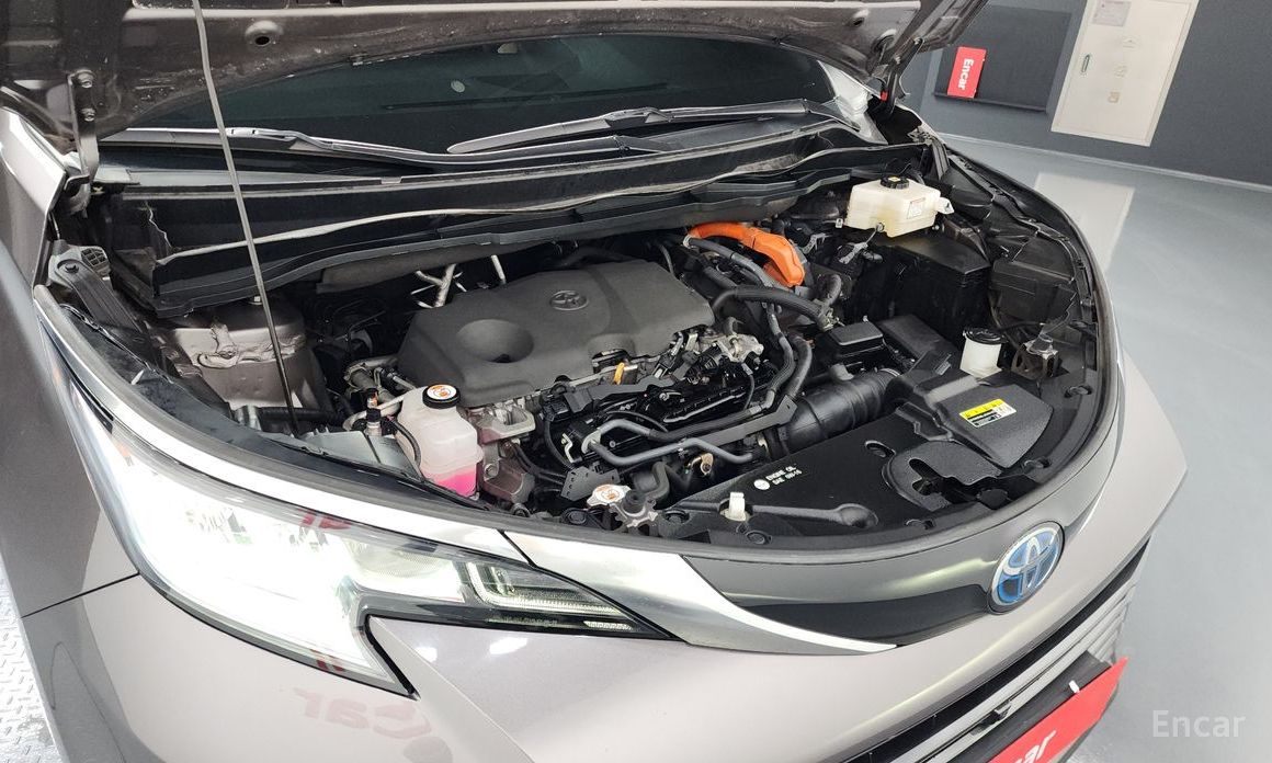2023 Toyota Sienna IV 2.5 Hybrid AWD с пробегом 73 551 км