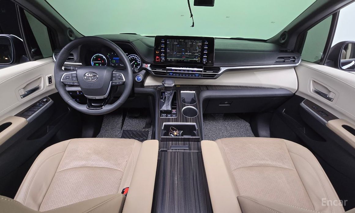 2022 Toyota Sienna IV 2.5 Hybrid 2WD с пробегом 70 164 км
