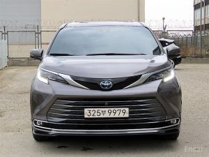 2021 Toyota Sienna IV 2.5 Hybrid AWD с пробегом 77 910 км