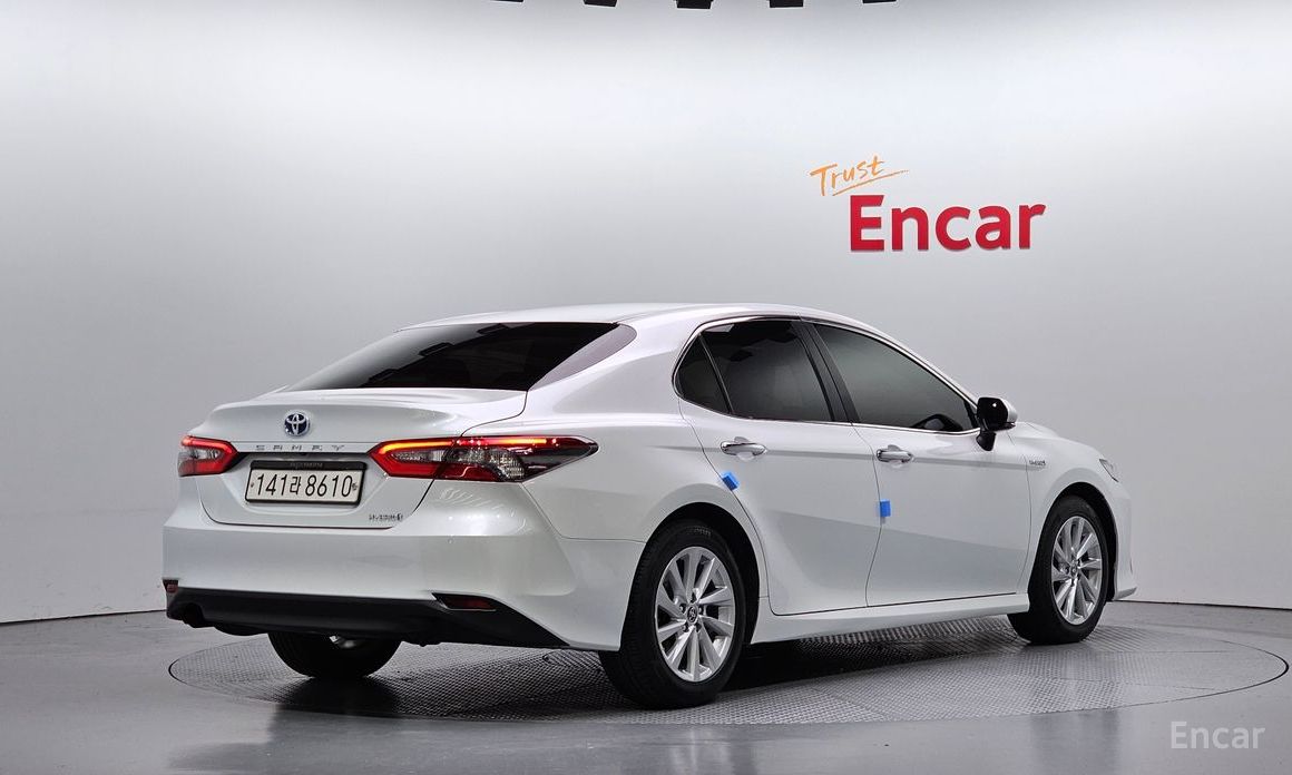 2022 Toyota Camry VIII (XV70) Рестайлинг 2.5 LE Hybrid с пробегом 119 708 км