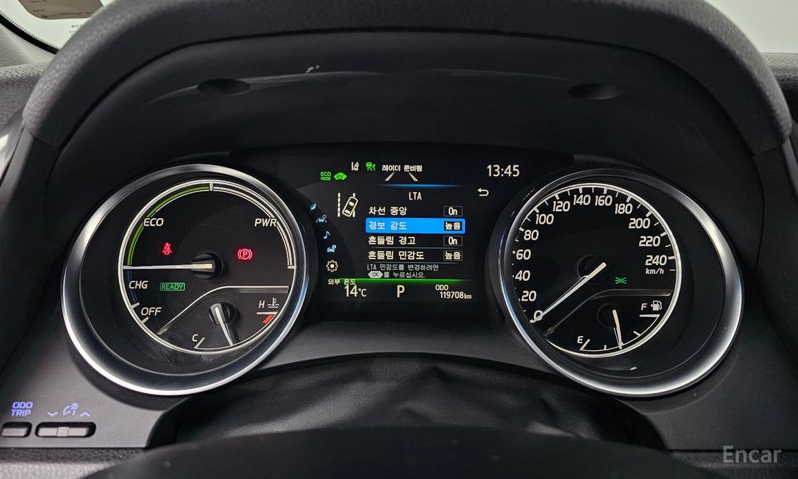 2022 Toyota Camry VIII (XV70) Рестайлинг 2.5 LE Hybrid с пробегом 119 708 км