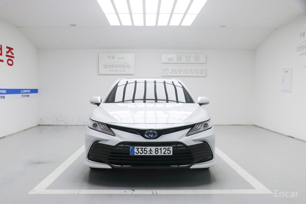 2023 Toyota Camry VIII (XV70) Рестайлинг 2.5 XLE Hybrid с пробегом 53 502 км