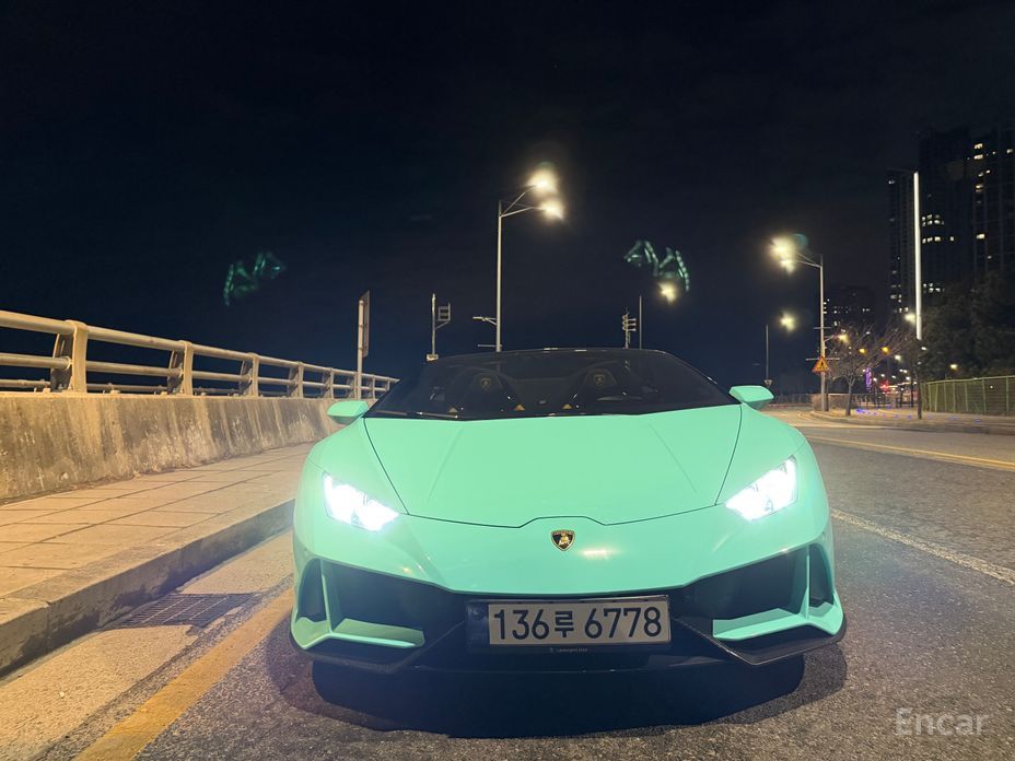 2023 Lamborghini Huracán I Рестайлинг LP640-4 EVO Spyder с пробегом 9 300 км