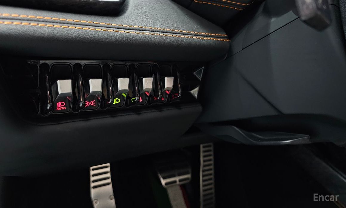 2018 Lamborghini Huracán I Рестайлинг LP610-4 Spyder с пробегом 43 201 км