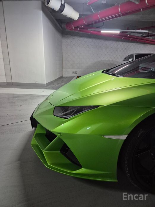 2023 Lamborghini Huracán I Рестайлинг LP640-4 EVO Spyder с пробегом 9 300 км
