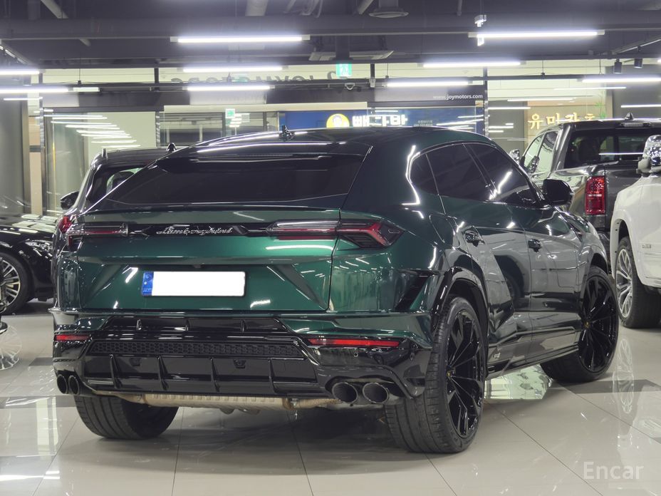 2024 Lamborghini Urus I Рестайлинг 4.0 V8 S с пробегом 6 500 км
