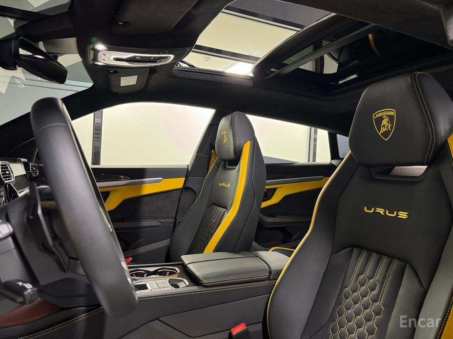 2024 Lamborghini Urus I Рестайлинг 4.0 V8 S с пробегом 6 500 км