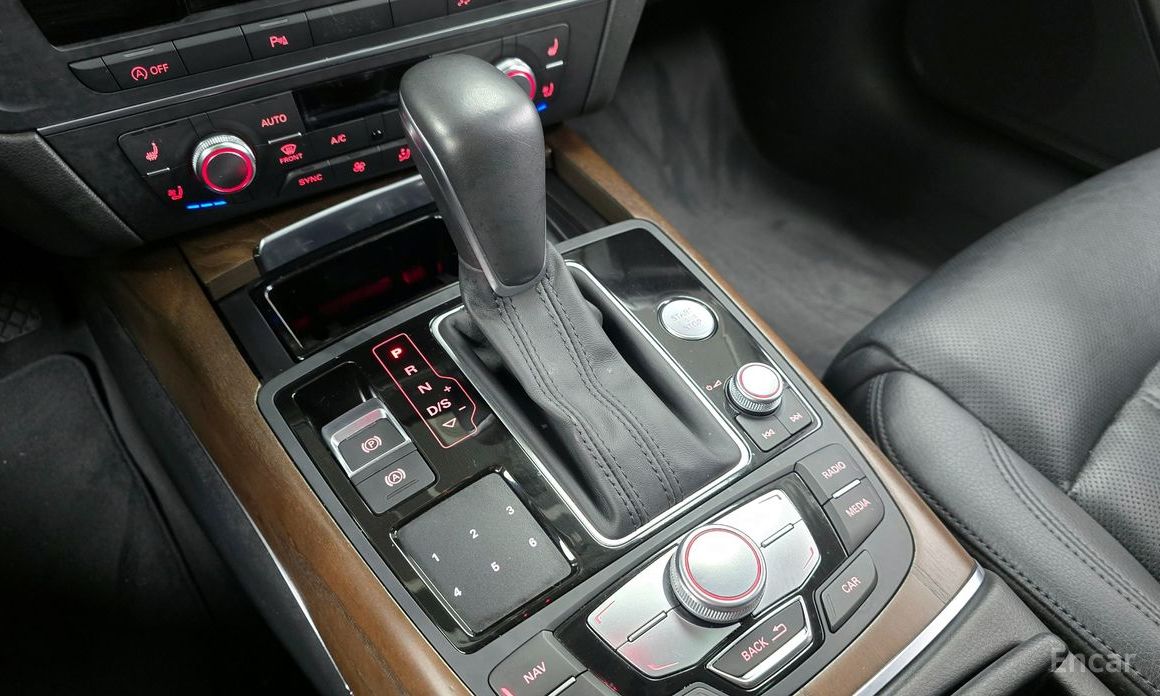 2015 Audi A6 IV (C7) Рестайлинг 35 TDI Premium C7 с пробегом 82 294 км