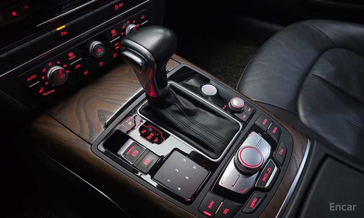 2015 Audi A6 IV (C7) Рестайлинг 40 TFSI Quattro Dynamic C7 с пробегом 120 609 км