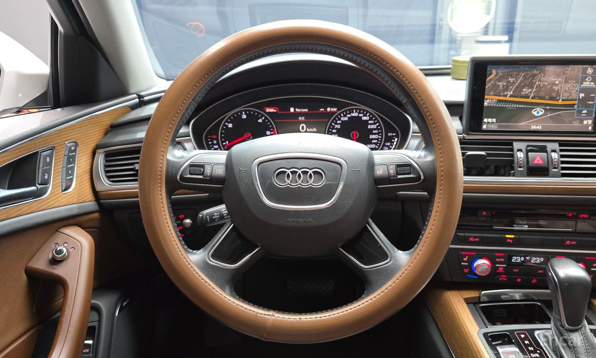 2015 Audi A6 IV (C7) Рестайлинг 40 TDI Quattro Premium C7 с пробегом 129 278 км