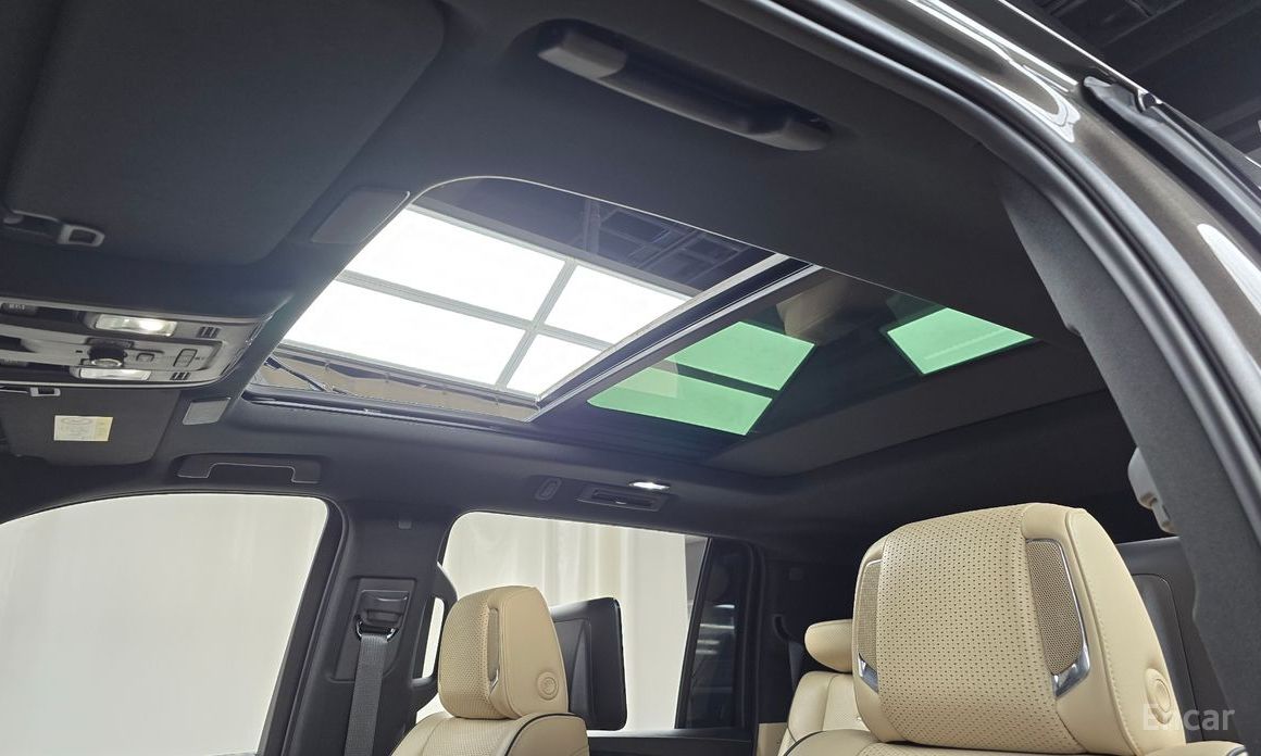 2021 Cadillac Escalade V 6.2 ESV ESV Sports Platinum с пробегом 74 400 км