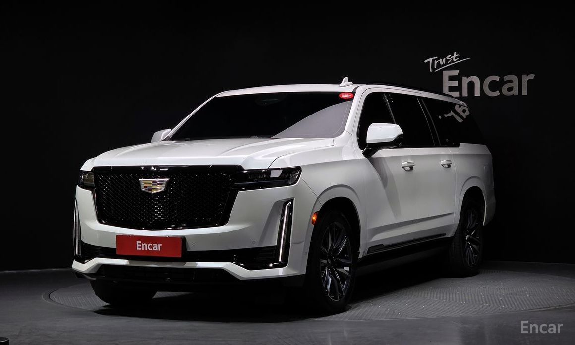 2023 Cadillac Escalade V 6.2 ESV ESV Sports Platinum с пробегом 33 678 км