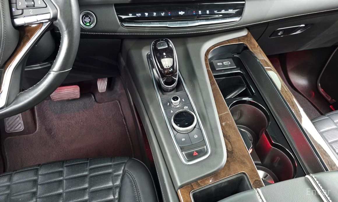 2021 Cadillac Escalade V 6.2 Sports Platinum с пробегом 91 945 км