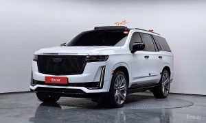 2021 Cadillac Escalade V 6.2 Premium Luxury Platinum с пробегом 69 327 км