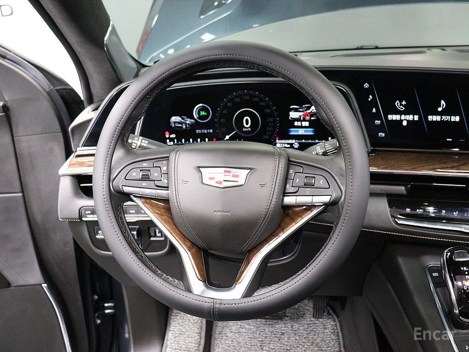 2021 Cadillac Escalade V 6.2 ESV ESV Sports Platinum с пробегом 78 953 км