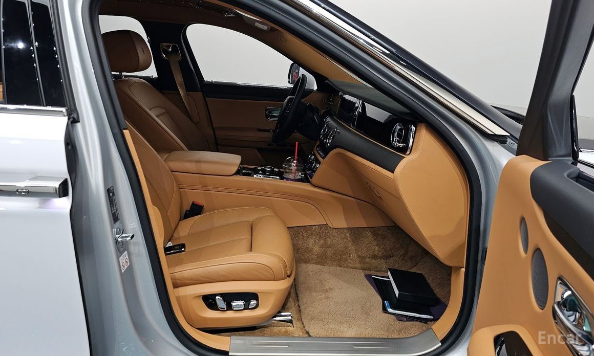 2021 Rolls-Royce Ghost II 6.7 EWB V12 с пробегом 31 019 км