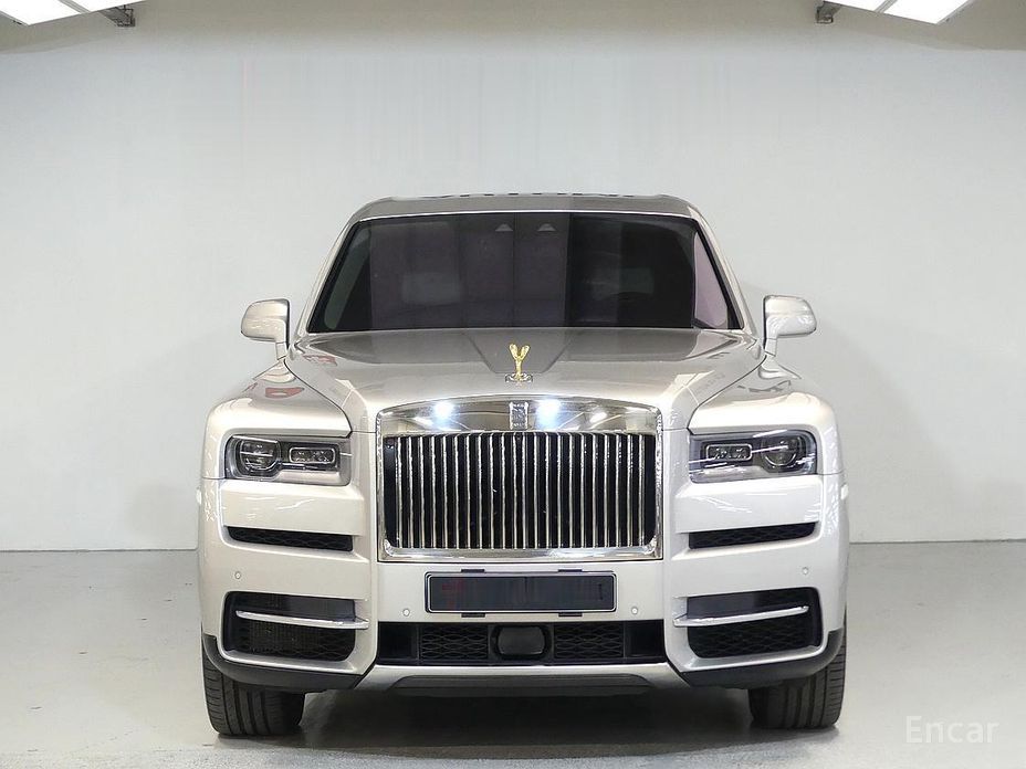 2023 Rolls-Royce Cullinan I 6.7 V12 с пробегом 9 200 км