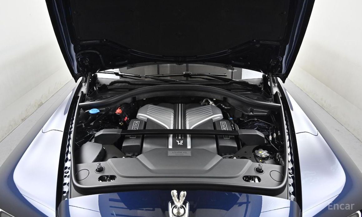 2025 Rolls-Royce Cullinan I 6.7 V12 с пробегом 1 382 км